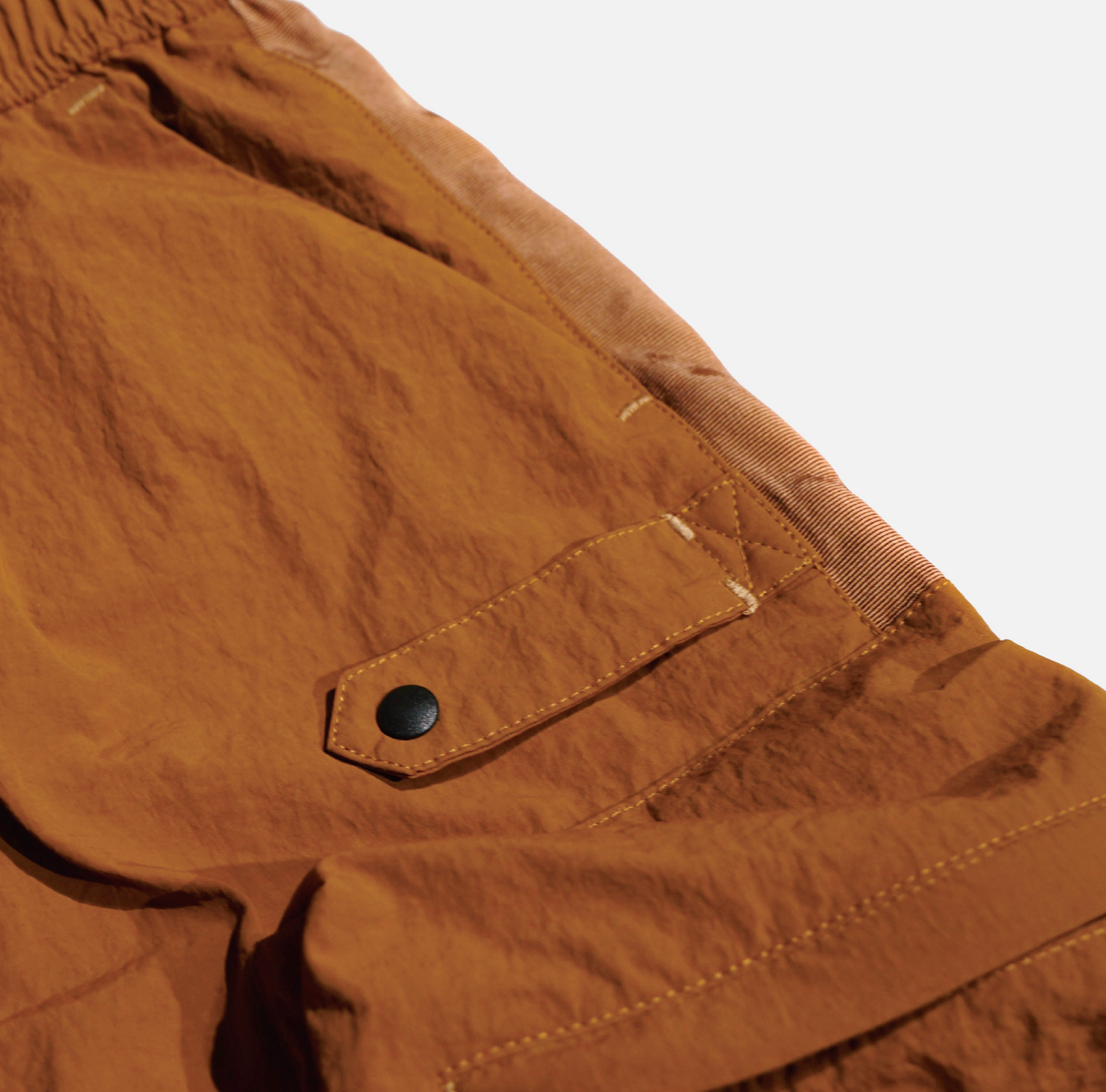 SP06 Water-Resistant Multi Pockets Shorts (ORD)