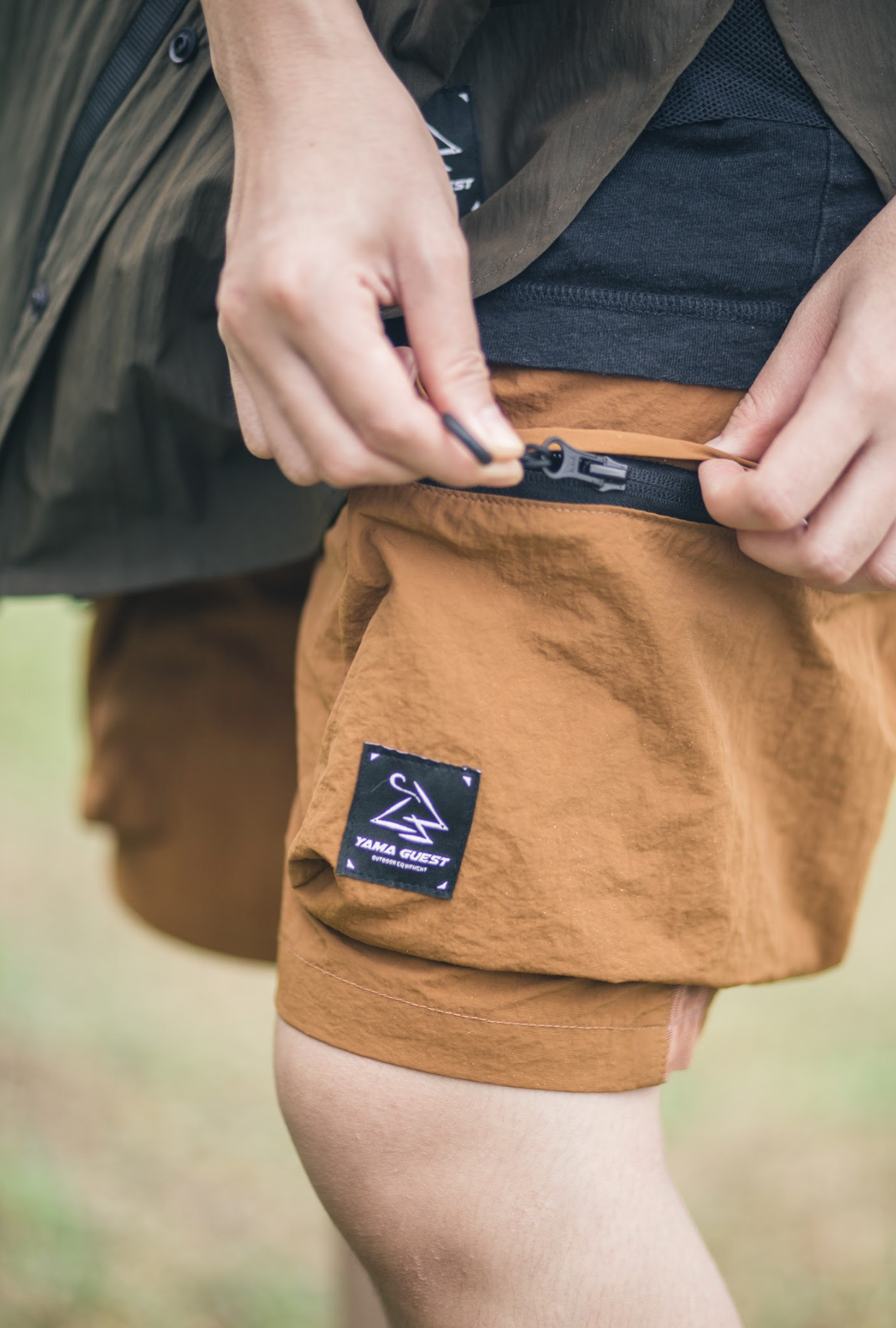 SP06 Water-Resistant Multi Pockets Shorts (ORD)